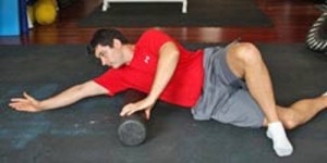 How to Foam Roll Your Latissimus Dorsi (Lats) - GetPT Blog